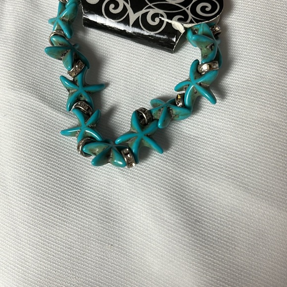 Jade color starfish bracelet - Picture 3 of 3